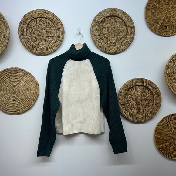 NEW PINK Victoria's Secret Turtleneck Sweater Small White Green Color Block Knit - Picture 2 of 6